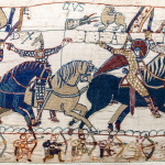 Tapisserie de Bayeux – Scène 55 : le duc Guillaume se fait reconnaître.