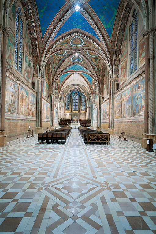 Interno della Basilica superiore di San Francesco D'Assisi - Giotto 3