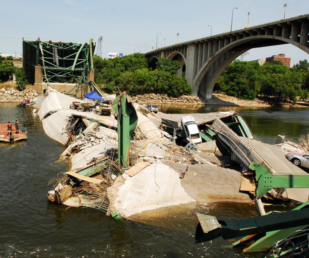 On-This-Day-I-35-bridge-collapses-in-Minneapolis.